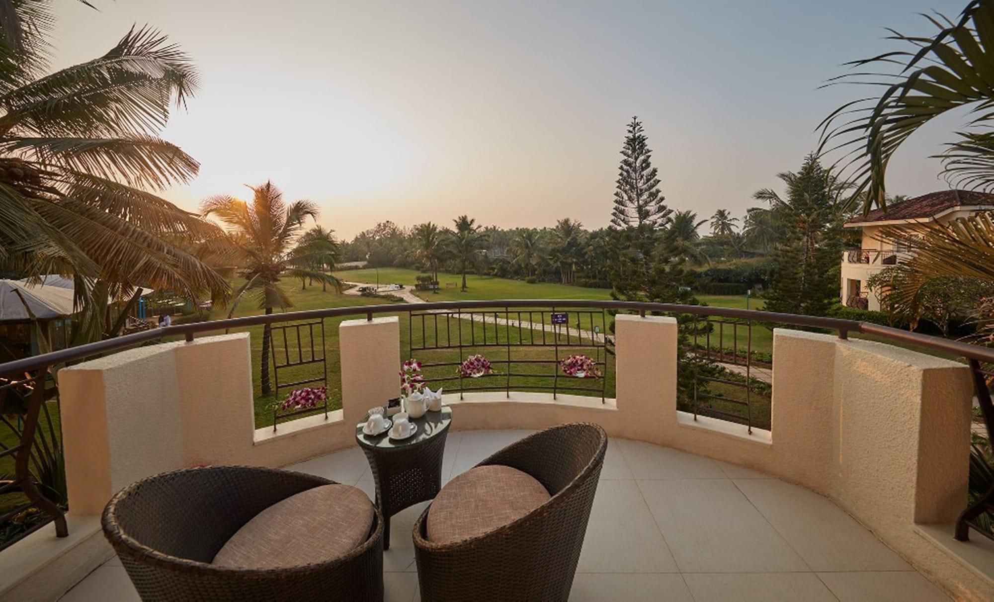 Royal Orchid Beach Resort & Spa, Utorda Beach Goa Экстерьер фото