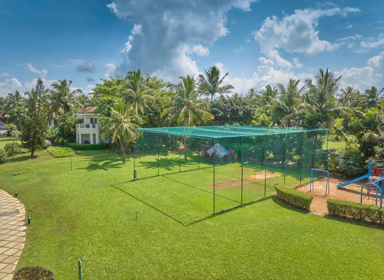 Royal Orchid Beach Resort & Spa, Utorda Beach Goa Экстерьер фото