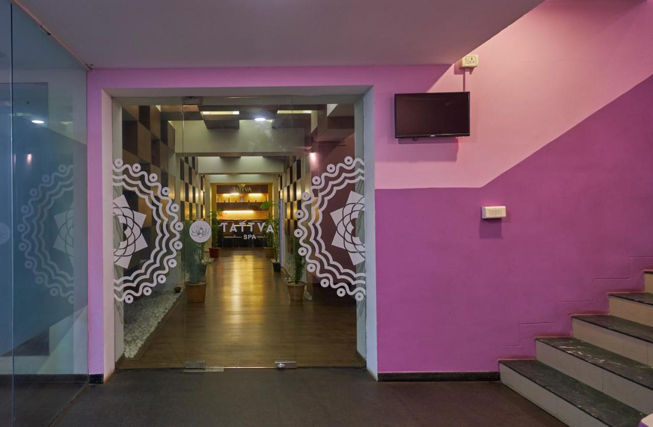Royal Orchid Beach Resort & Spa, Utorda Beach Goa Экстерьер фото